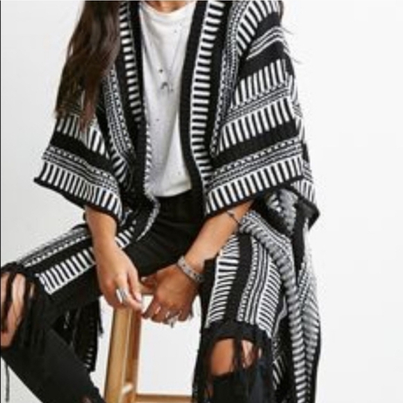 Free People Black and White Fringed Cardigan Poncho Style One Size Boho Western - Picture 1 of 8